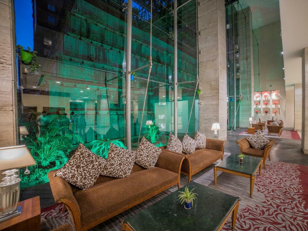 The Orchid Hotel Hinjewadi Pune Exterior foto Lobby